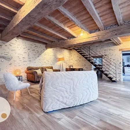 Casa de Férias Tranquiloue - Maison Spacieuse A 8min Du Puydufou Saint-Laurent-sur-Sèvre